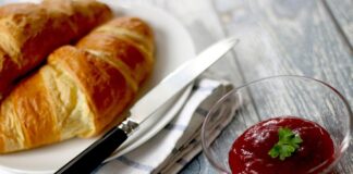 Czy do dżemu można dodać miód?